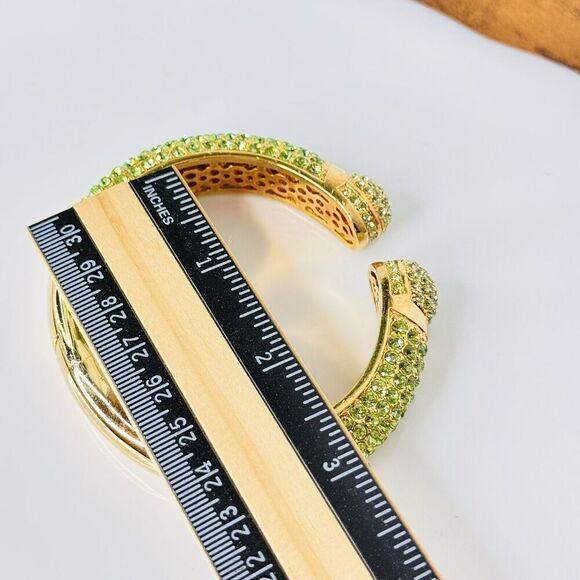 HSN Joan Boyce Kissable Cuff Bracelet Green Crystal Hinged Bracelet Pave QVC 444 - Picture 10 of 12